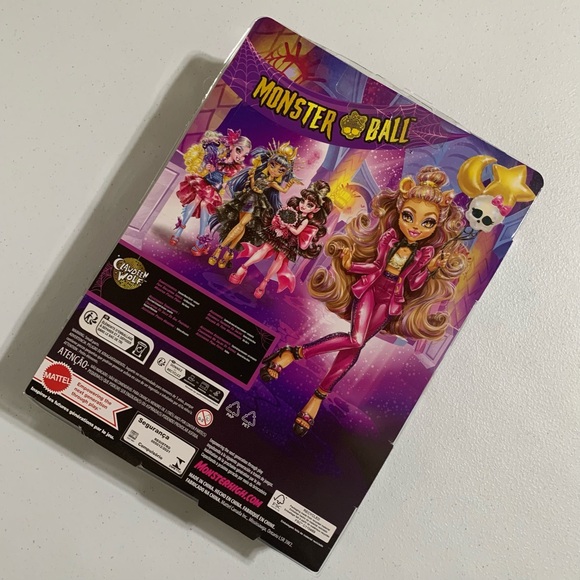 Monster High®: Clawdeen Wolf™ Fashion Doll in Monster Ball-New - Picture 4 of 9